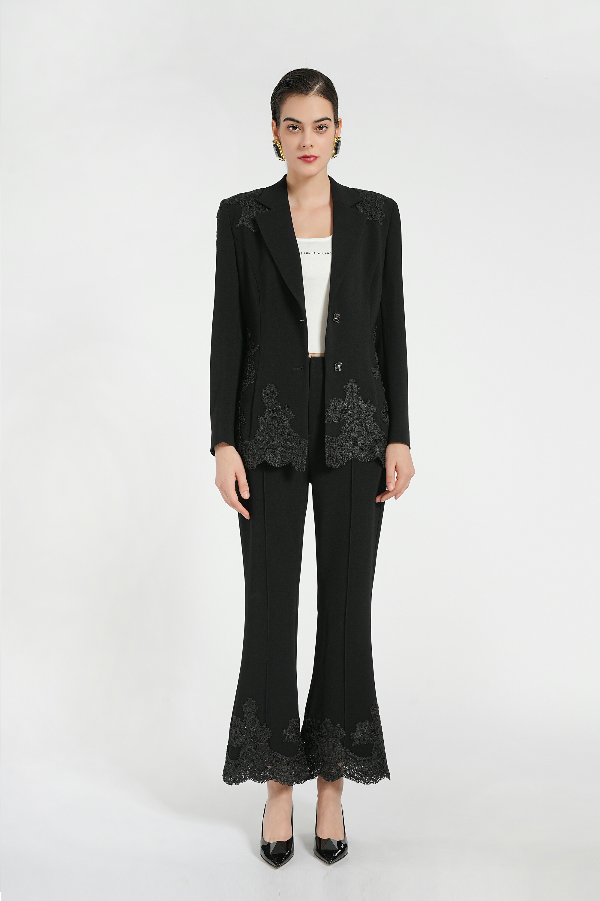 BESIONIA Commuter ++Lace Trimmed Suit