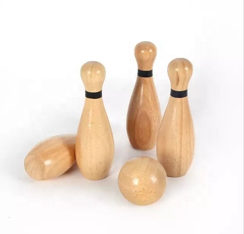 Custom Wooden Bowling Balls Play Game Set Outdoor Skittles 6 Bowling Pins 2 Balls Kids Bowling Toys 2022