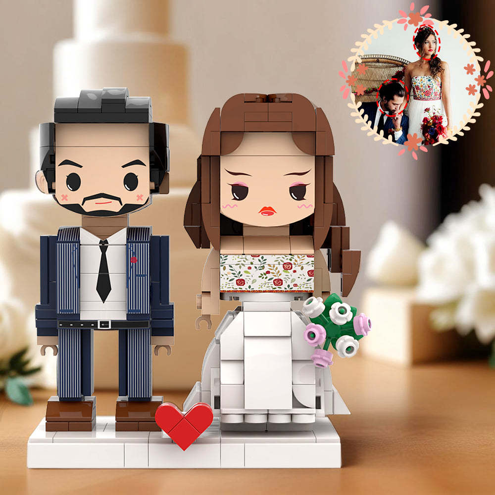 Piękna Suknia Ślubna W Kwiaty I Garnitur W Niebieskie Prążki Możliwość Personalizacji Okrągłej Głowy Dla Męża I Żony Na Rocznicę Ślubu - MyCustomBrickFigures