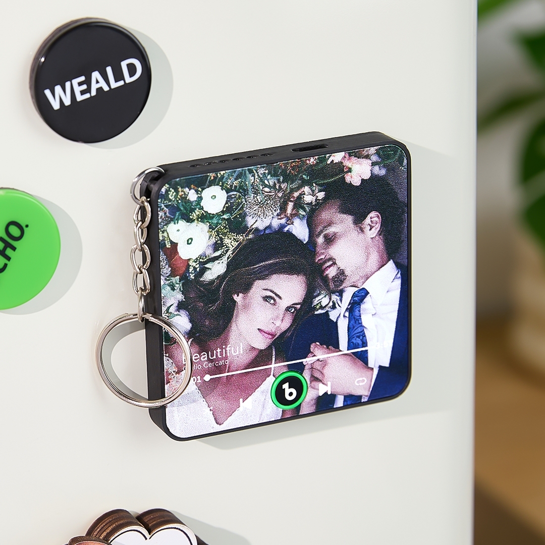 Custom Mini Music Fridge Magnet Keychain Personalized Photo Music Keychain Mini Magnet For Fridge That Can Play Songs Without Cellphone Anniversary Gifts