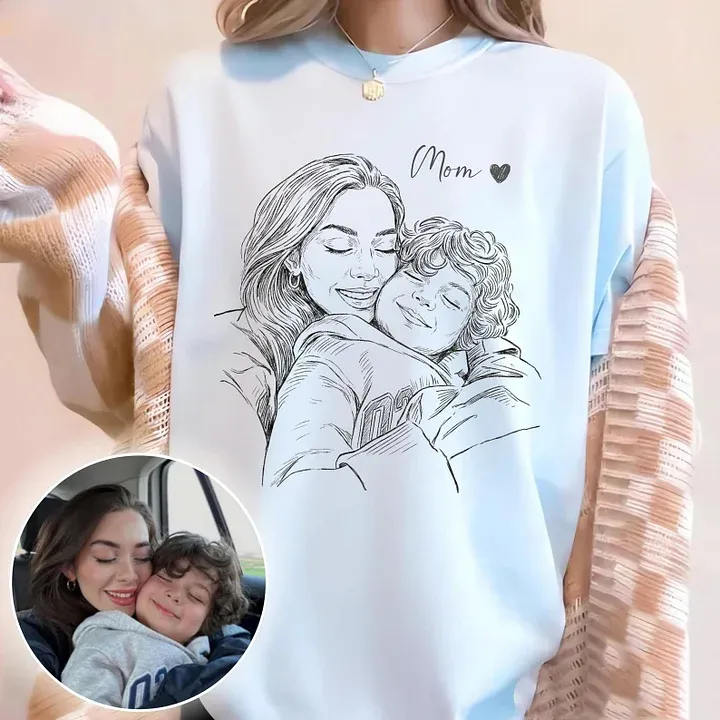 Custom Mom Photo Sketch Sweatshirt/T-shirt Personalized Hand-Drawn Portrait from Photo, Custom Mother’s Day Shirt, Birthday Gift for Mom/Grandma