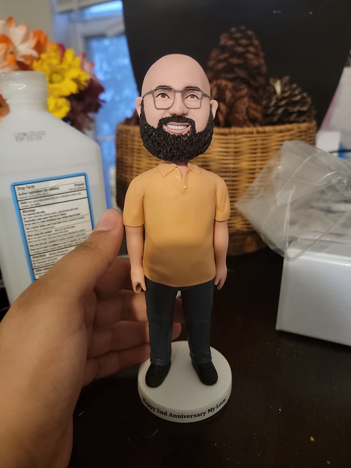 Fully Customizable 1 Person Custom Bobblehead With Engraved Text - Bestchristmasgifts
