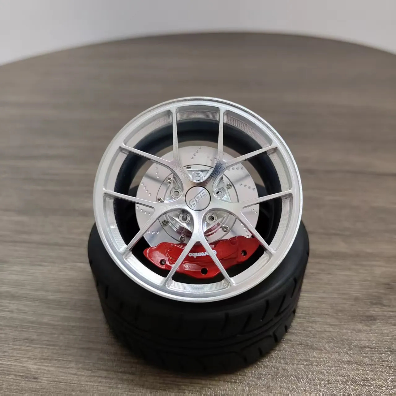 Wheel Car Air Freshener Portable Car Aroma Diffuser Rotating Mist Air Purifier Auto Interior Fragrance Air Purifier for Ca