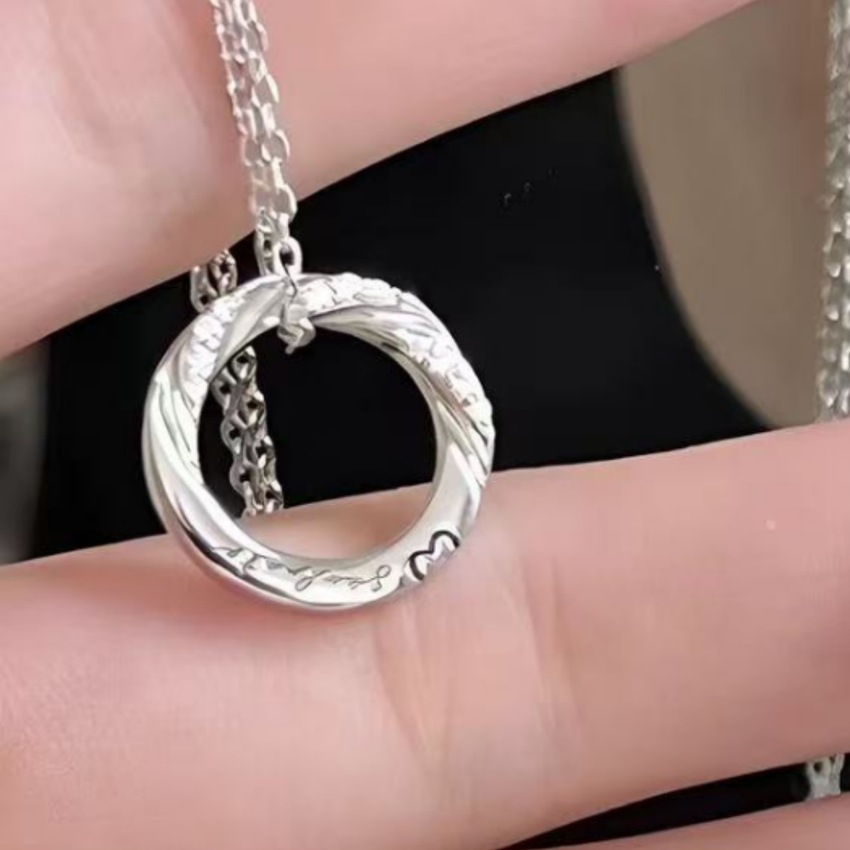 Circle Heart Magnetic Couple Necklace Set Soulmate Gifts for Couple