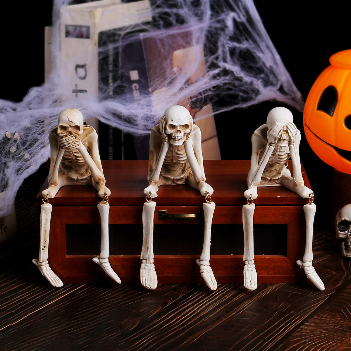Skeleton Decoration Creative Skull Halloween Decoration Home Decor for Living Room Bedroom Office