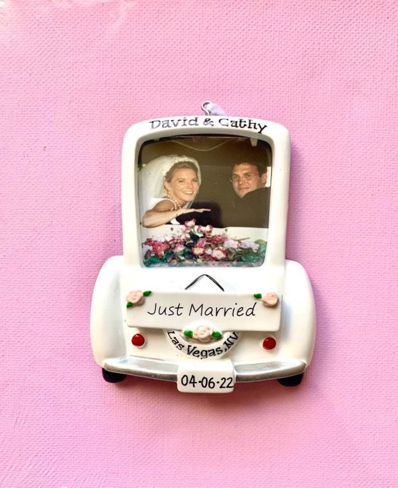 Personalized Mr. & Mrs. Wedding Car Ornament - Newlyweds' First Christmas Gift