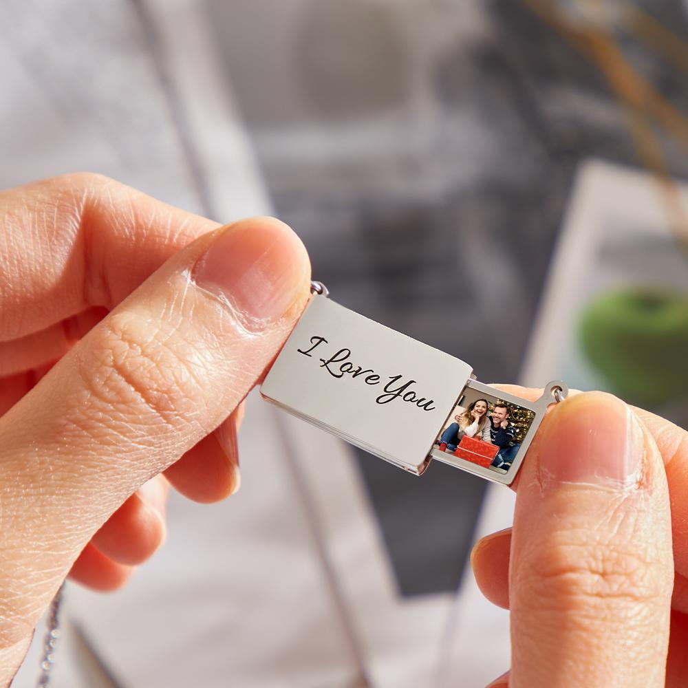 Custom Engraved Photo Necklace Pull-out Creative Commemorative Gifts for Couples -