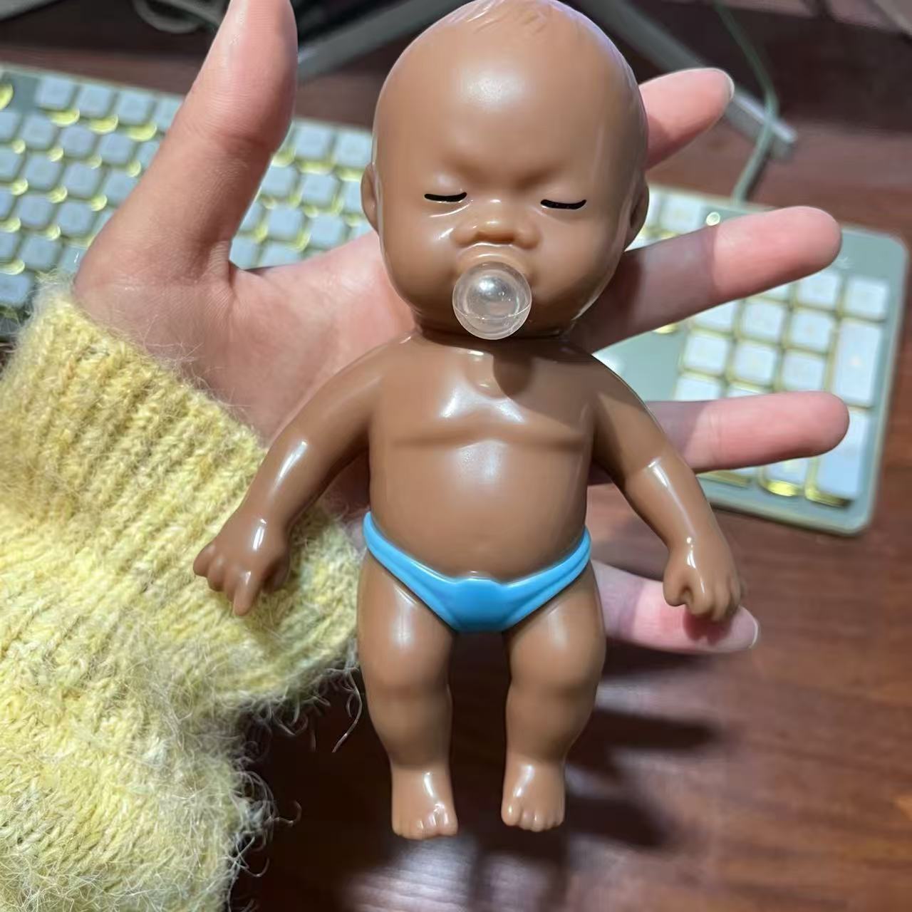 Custom Squishy Stress Relief Doll – Personalized Face Squeeze Toy, Soft TPR Sand Filled Fidget Toy, Funny Anxiety Relief Gift