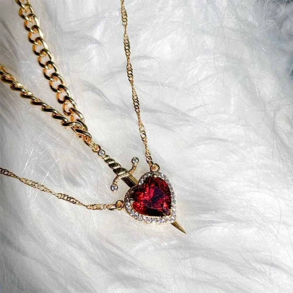Silver Plated Couple Necklaces Trendy Sword Through Heart Pendant Jewelry Gift Crystal Love Dagger Necklace Set
