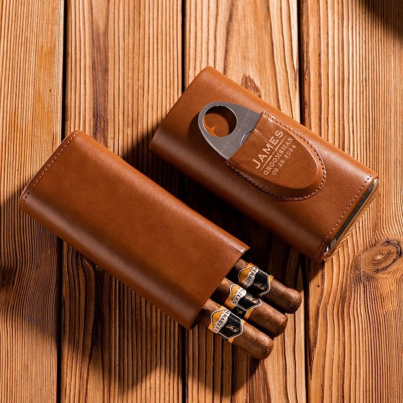 Personalized Cigar Case, Leather Cigar Holder with Cutter, Cigar Travel Case, Groomsmen Gifts, Gift for Dad Husband Gift for Him - GiftlabUS