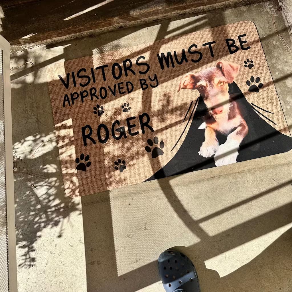 Custom Cartoon Pet Doormat "VISITORS MUST BE APPROVED BY" Pet Doormat Personalized Cartoon Pet Doormat Decoration For Pet Lovers