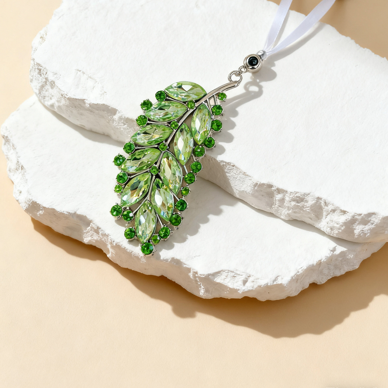 Personalized Leaf Photo Projection Ornament Projection Picture Pendant with Diamonds Warm Gift for Christmas