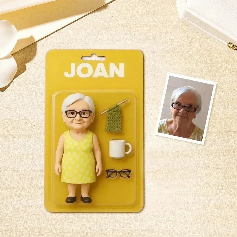 Fully Body Custom 3D Effect Action Figure Pack Packaging Toy Box Style Art Gift Personalized 2D Printing Acrylic Keychain Gift for Family