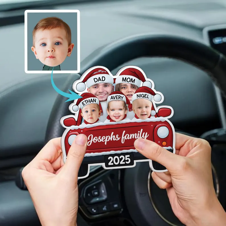 Ornement De Noël Familial Personnalisé 2025 – Décoration De Voiture Personnalisée Avec Noms Et Bonnet De Père Noël, Souvenir De Famille