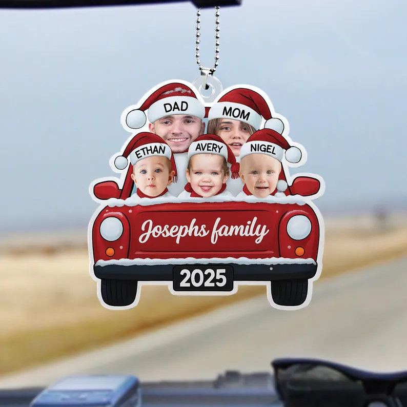 Ornement De Noël Familial Personnalisé 2025 – Décoration De Voiture Personnalisée Avec Noms Et Bonnet De Père Noël, Souvenir De Famille