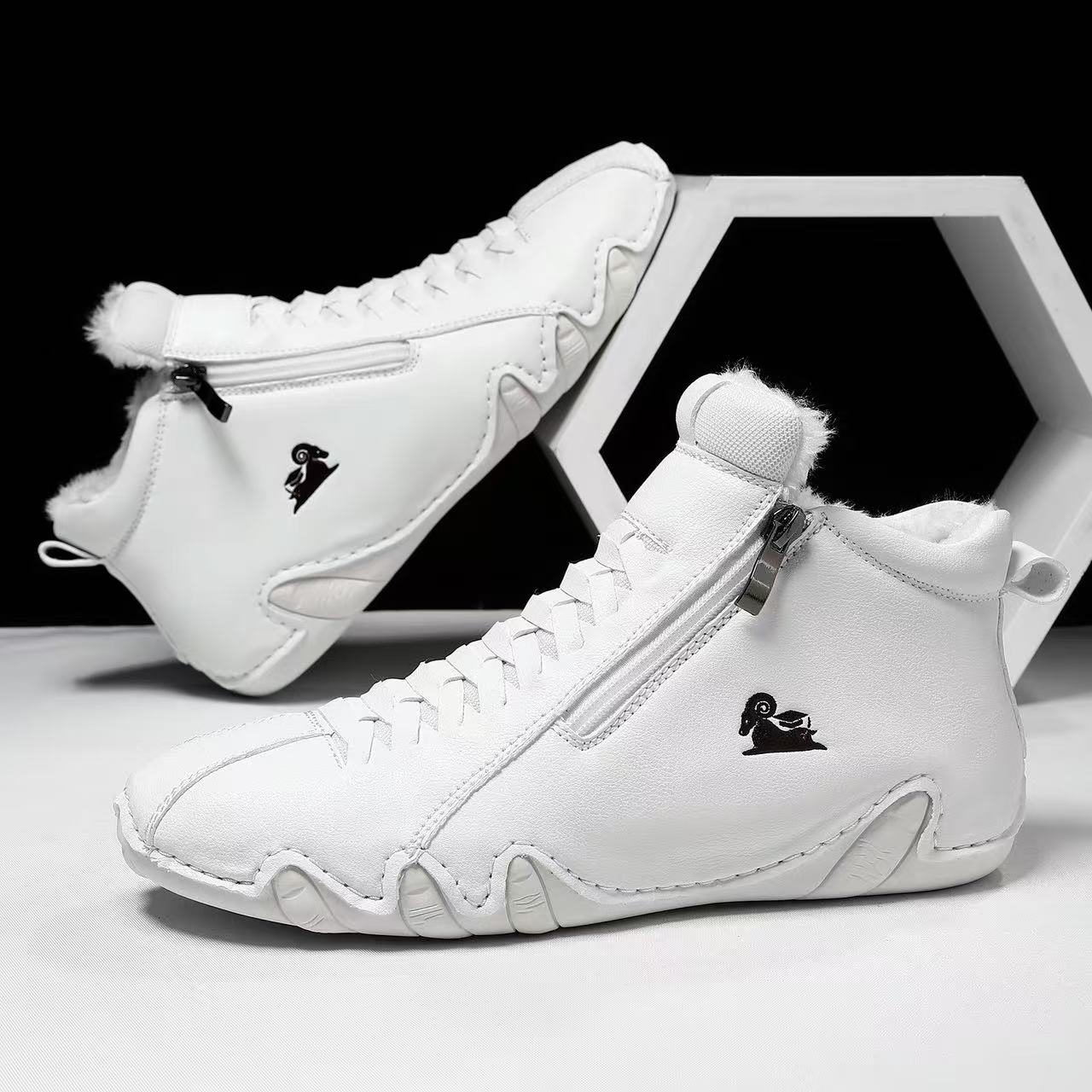 Beige orthopedic sneakers