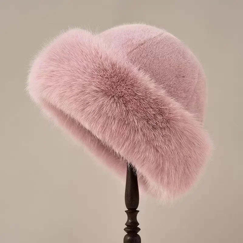 Warm Faux Fur Beanie: Casual Wear for Outdoor & Daily Commute