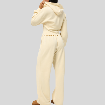 𝐄𝐂 𝐂𝐔𝐑𝐀𝐓𝐄𝐃 | The Cloud Knit Edit ✨