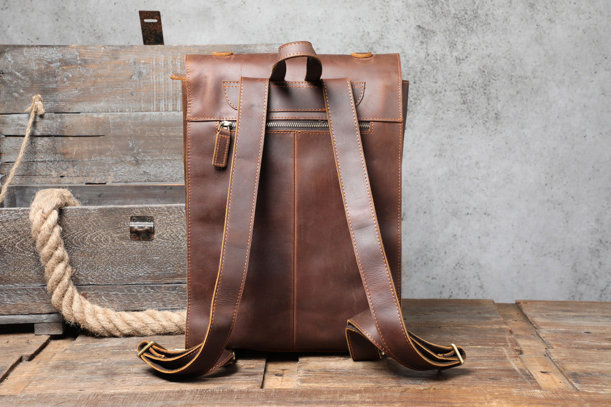 leather rucksack mens