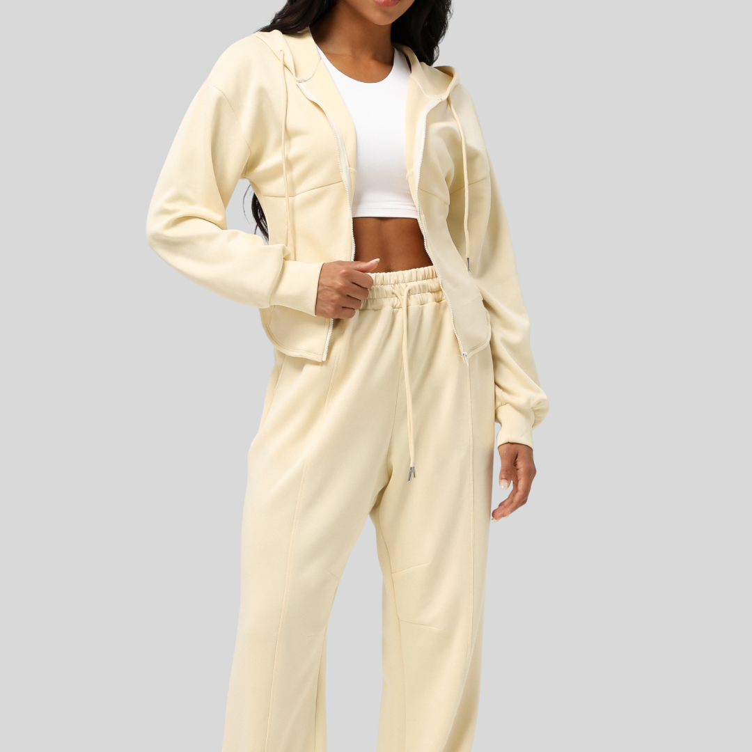 𝐄𝐂 𝐂𝐔𝐑𝐀𝐓𝐄𝐃 | The Cloud Knit Edit ✨