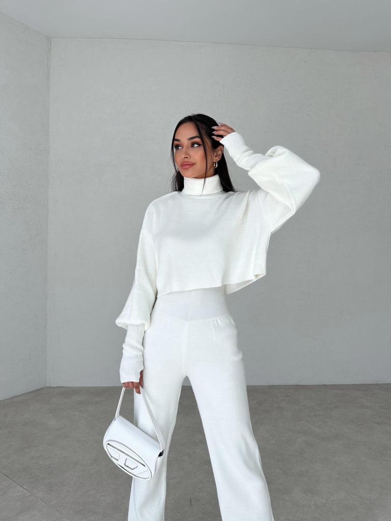 Turtleneck Glove Knit Suit