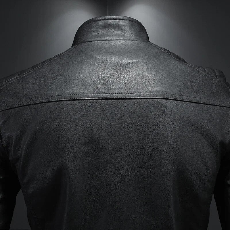 Men's leather bomber jacket 