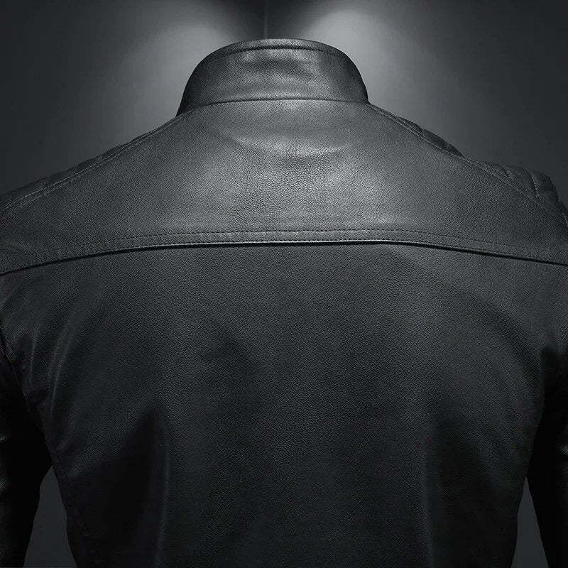 Men's leather bomber jacket 