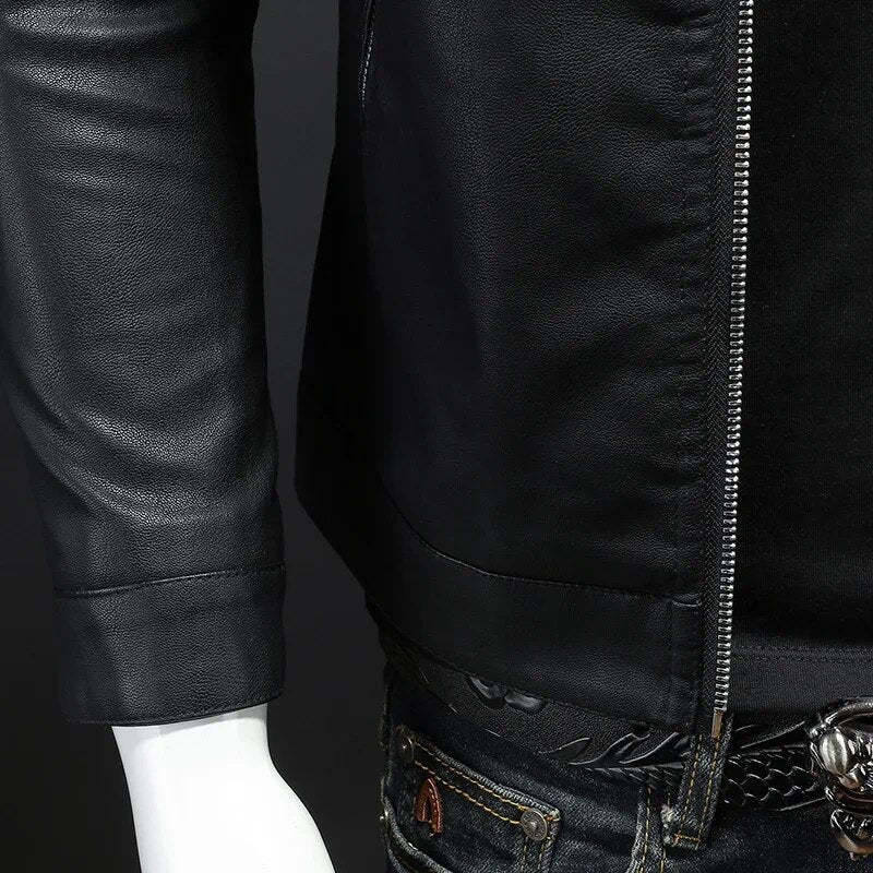 Men's leather bomber jacket 