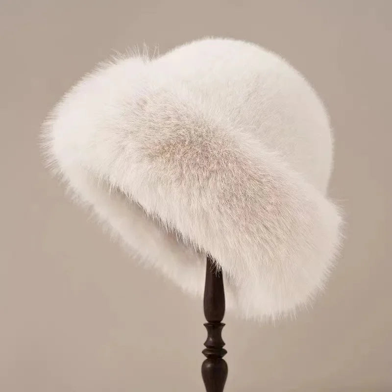 Warm Faux Fur Beanie: Casual Wear for Outdoor & Daily Commute