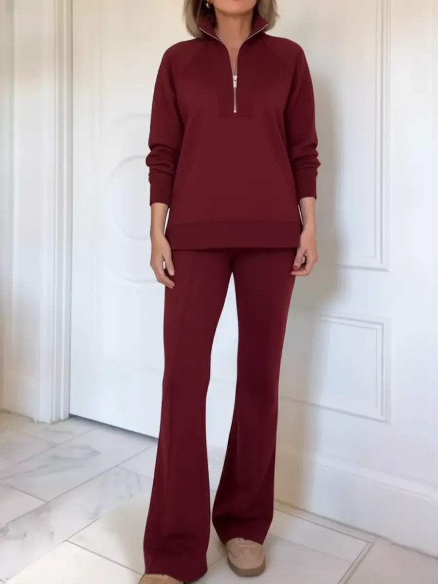 𝐄𝐦𝐛𝐞𝐫 𝐂𝐨𝐮𝐫𝐭 Women's Cozy Cotton Travel Sweatshirt & Pants Two-Piece Set