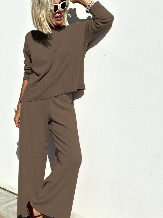 2025 New Arrival Women's Casual Sweater Set