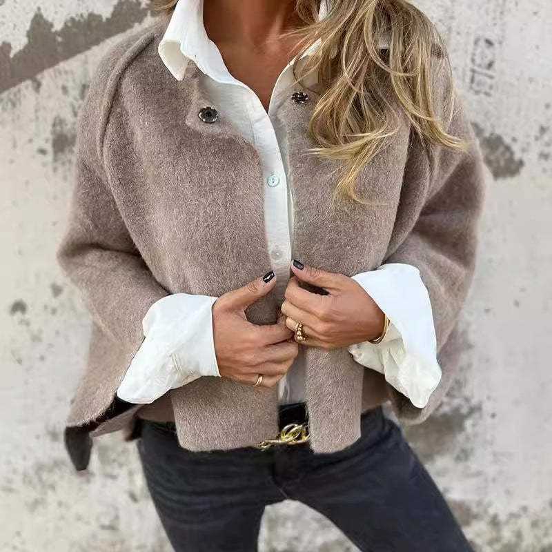 Short Jacket with Elegant, Flared Sleeves