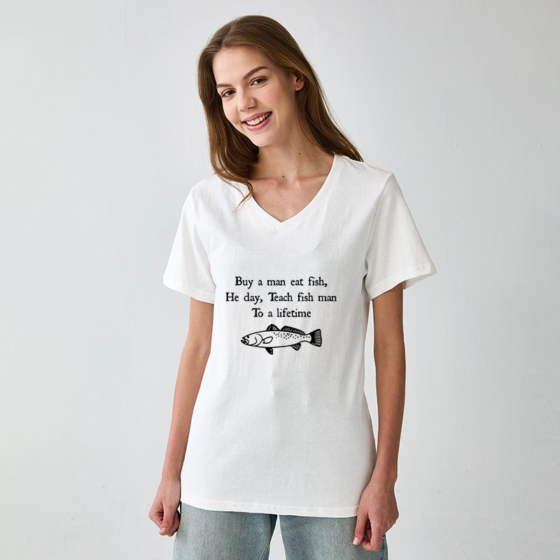 Tokyo-Tiger Man Eat Fish Meme V-Neck Classic T-Shirt