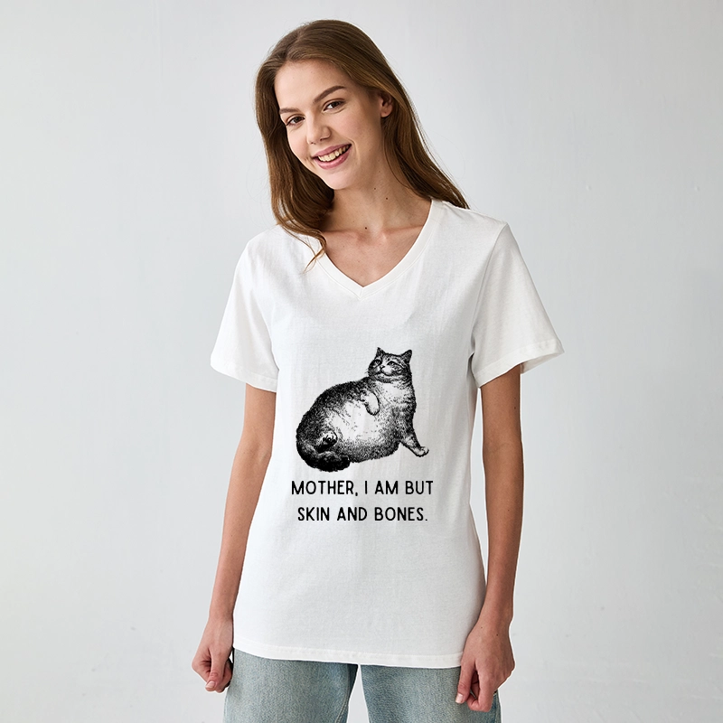 Tokyo-Tiger Skin & Bones Cat V-Neck Classic T-Shirt