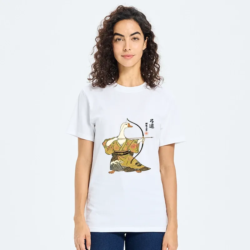 Tokyo-Tiger Goose In Kimono With Bow Classic T-Shirt