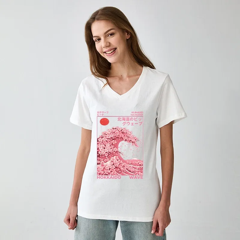 Tokyo-Tiger Sakura Wave V-Neck Classic T-Shirt