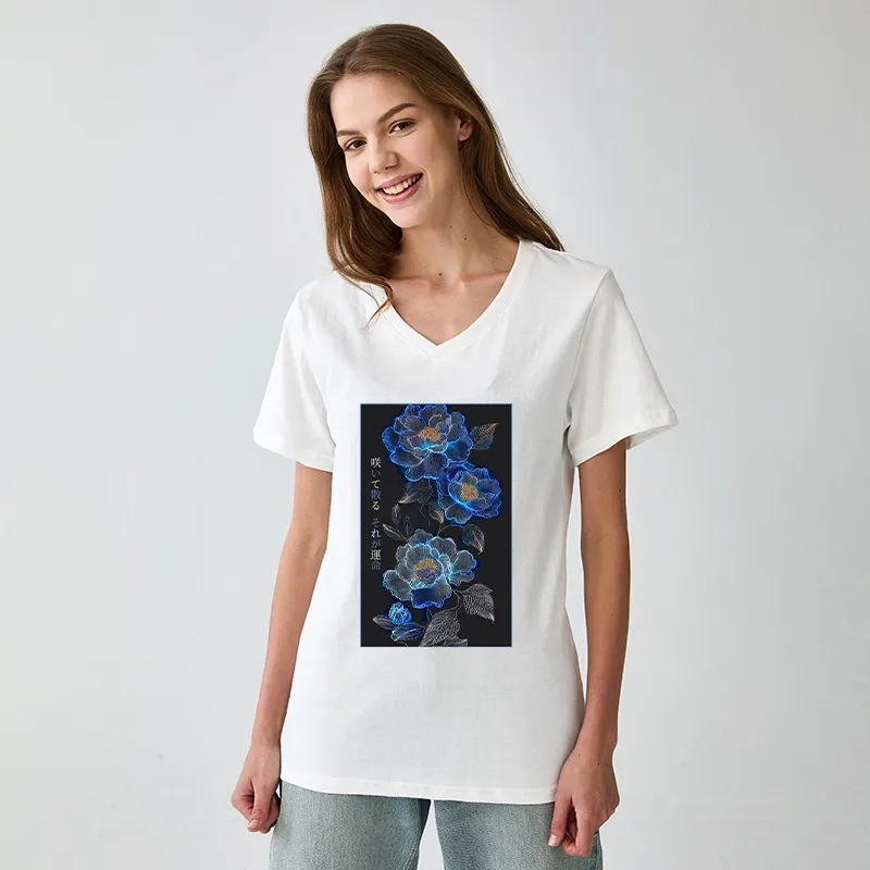 Tokyo-Tiger The Sea Of Flowers In The Darkness V-Neck Classic T-Shirt