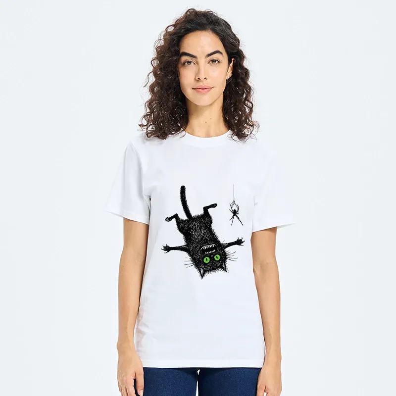 Tokyo-Tiger Scared Cat Vs Spider Prank Classic T-Shirt