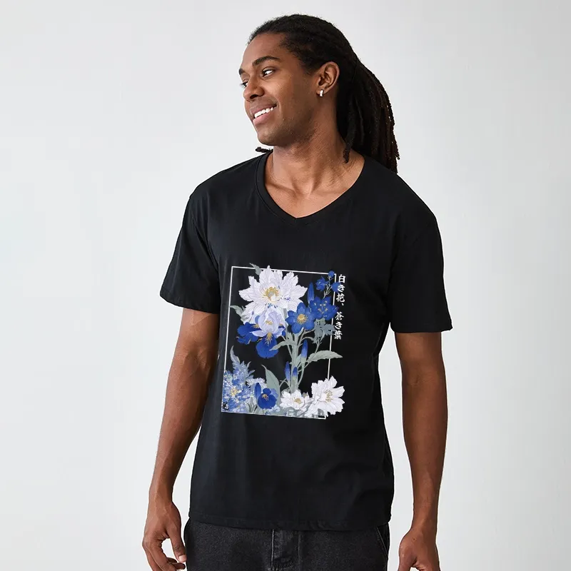 Tokyo-Tiger Blossoms Of The Firmament V-Neck Classic T-Shirt