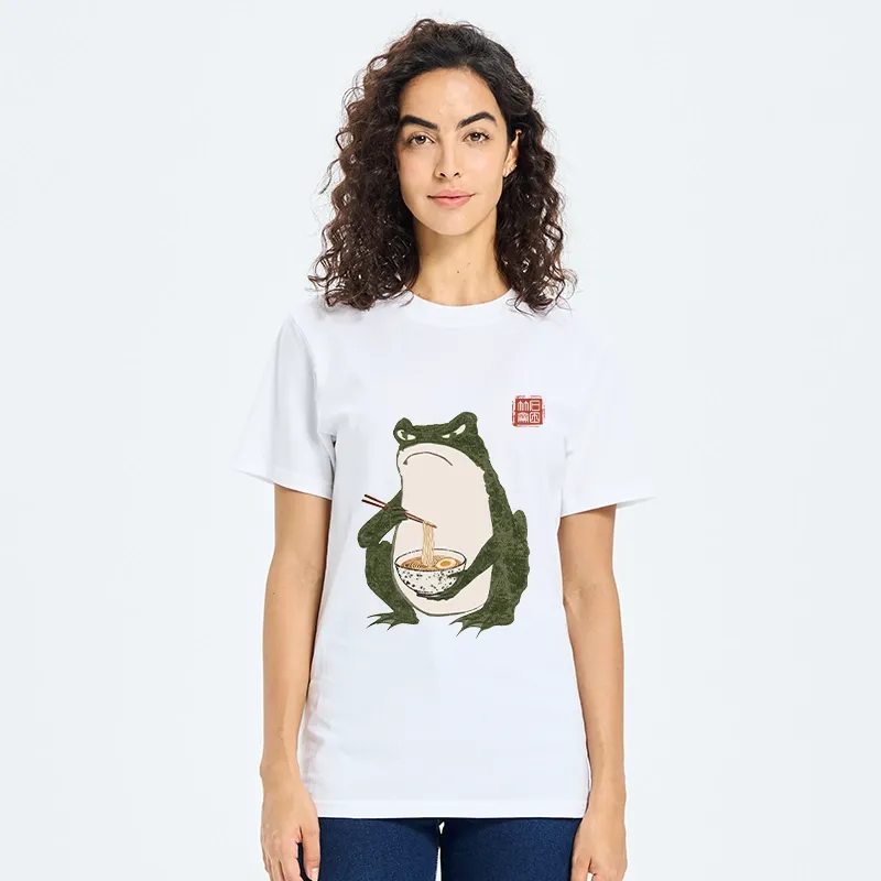 Tokyo-Tiger Grumpy Frog Loves Ramen Classic T-Shirt