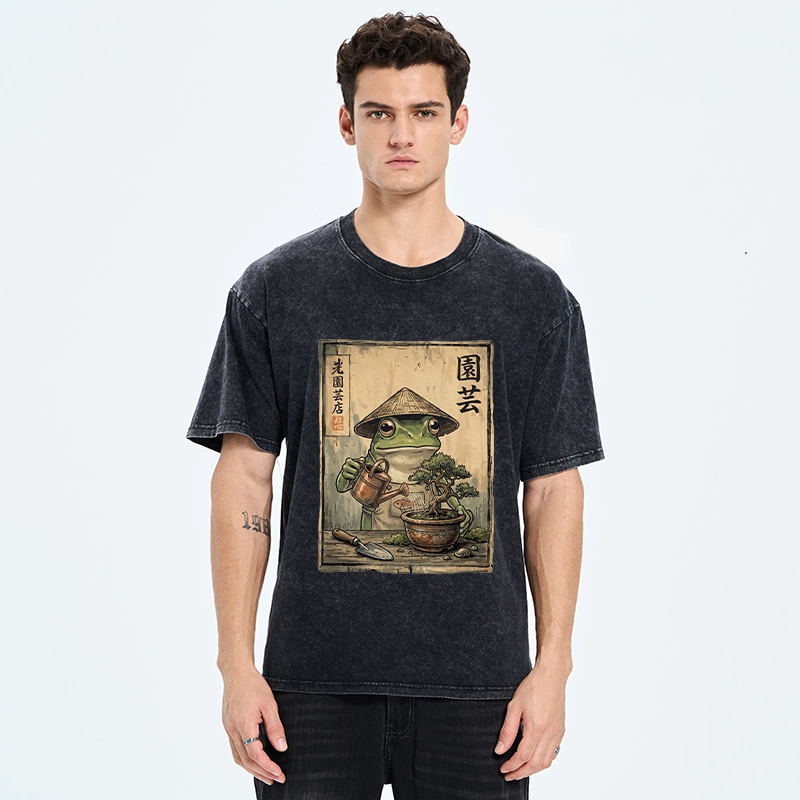 Tokyo-Tiger Frog Takes Good Care Of Bonsai Washed T-Shirt