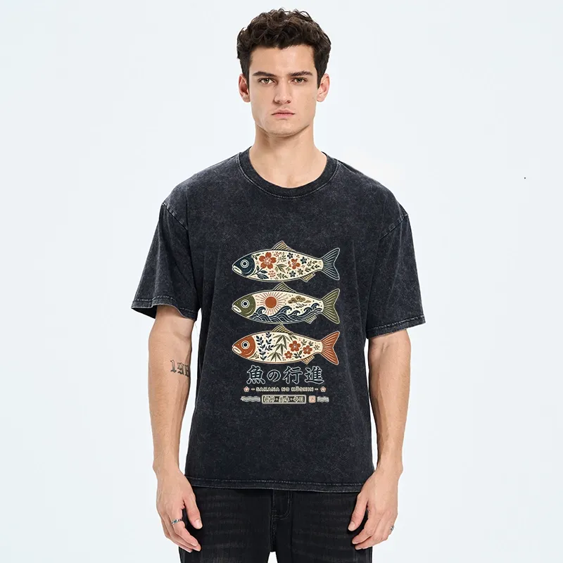 Tokyo-Tiger Sakura Waves Decorate Three Fish Washed T-Shirt