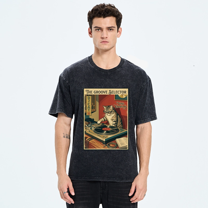 Tokyo-Tiger Retro DJ Cat Vinyl Record Art Washed T-Shirt