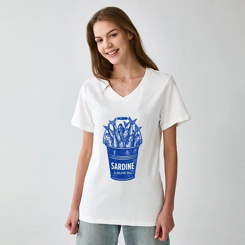 Tokyo-Tiger Vintage Bucket Full Of Fresh Sardines V-Neck Classic T-Shirt