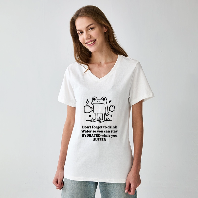 Tokyo-Tiger Frog Says Drink Water V-Neck Classic T-Shirt