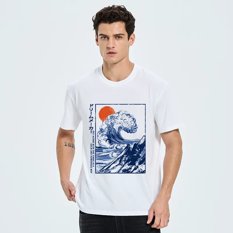 Tokyo-Tiger Big Blue Wave Mountain Sunrise Art Classic T-Shirt