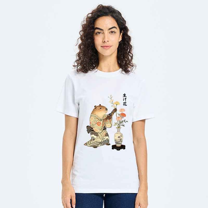 Tokyo-Tiger Chill Capybara Arranging Flower Art Classic T-Shirt