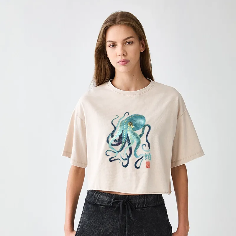 Tokyo-Tiger Soft Watercolor Octopus Japanese Art Women's Washed Crop T-Shirt