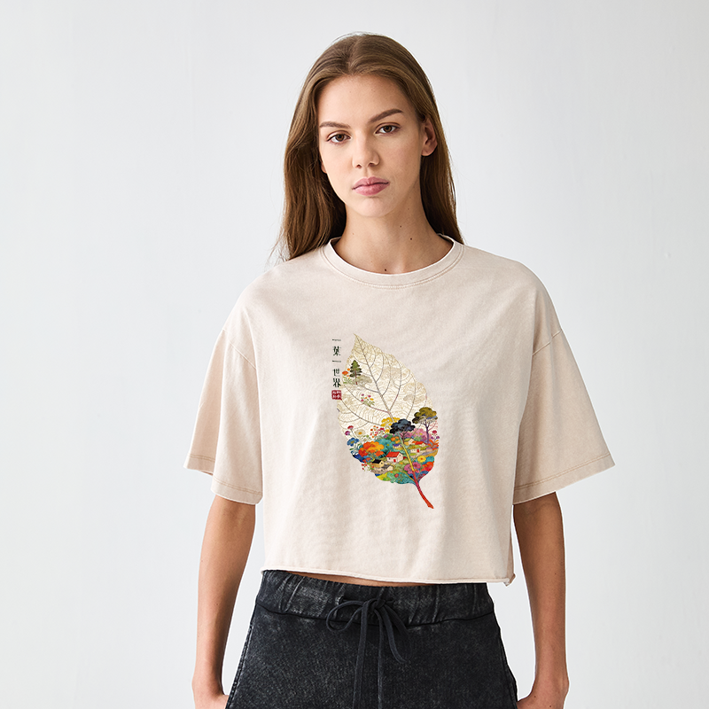 Tokyo-Tiger One Leaf Holds A Tiny Colorful World Women's Washed Crop T-Shirt