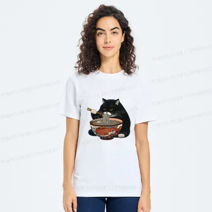 Tokyo-Tiger Fat Cat Eating Ramen Classic T-Shirt
